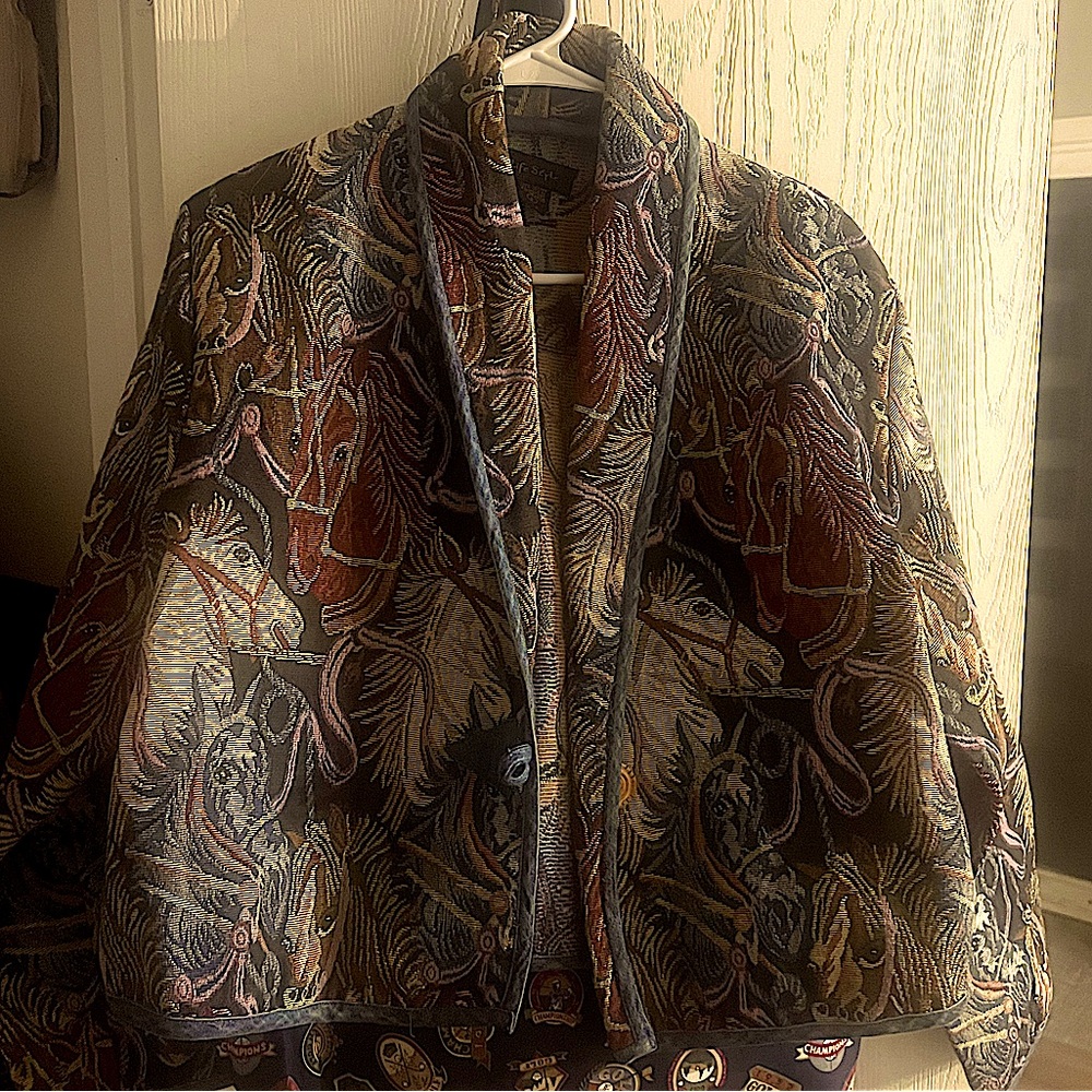 VINTAGE TAPESTRY HORSE JACKET